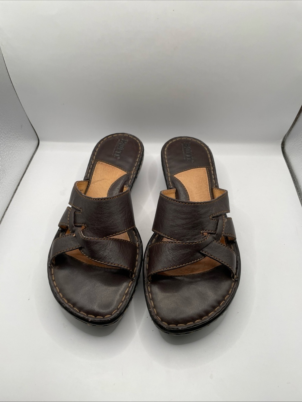 Women's Born Sandals leather wedge slip on padded sole Brown Sz 8 M/W